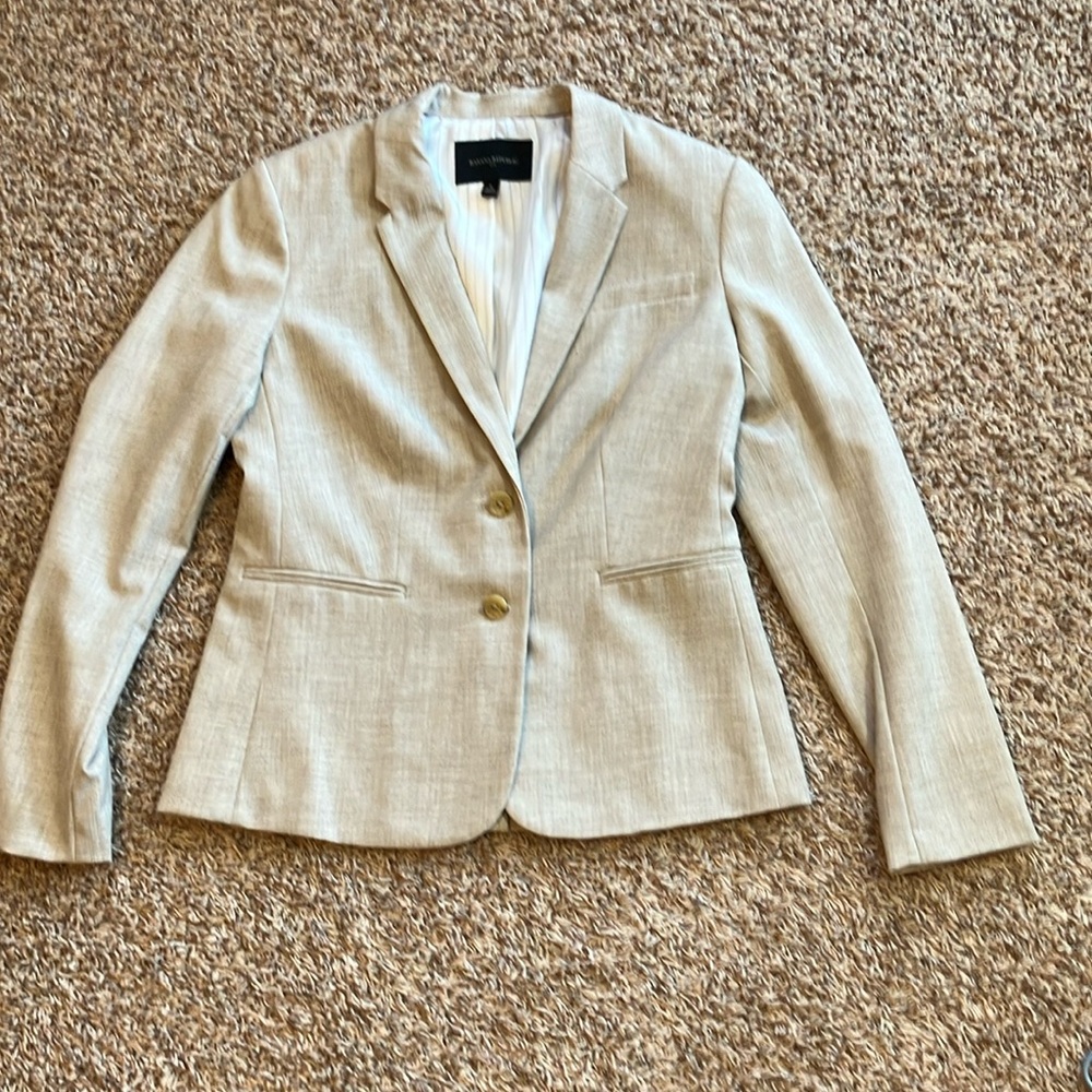 Banana Republic. light tan blazer size 8